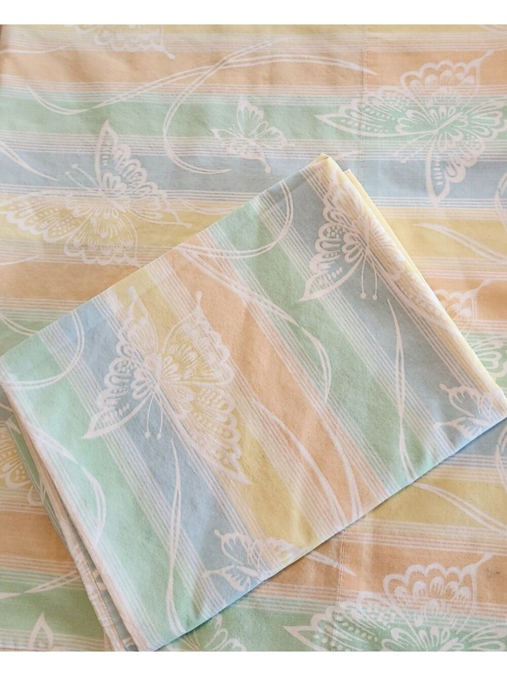 Colorful Butterfly Vintage Pillowcase Set (2) Springs Mills
